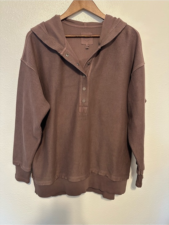 aerie Tops - aerie Ribbed Henley Hoodie in Brown